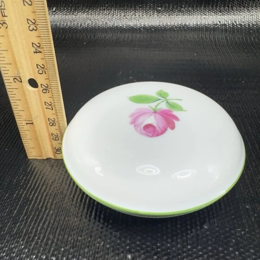 Augarten‎ Wien Porcelain Trinket Dish Pill Holder Flower Pattern Made In Austria
